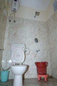 ambika guest house by oyo