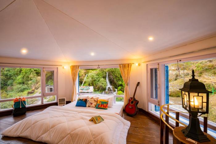 zostel plus mussoorie adults only