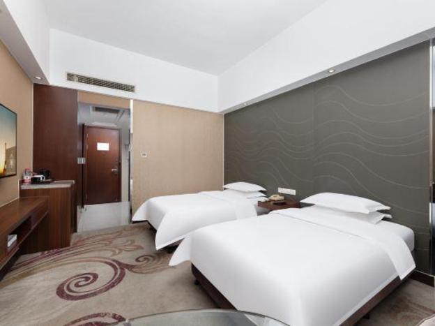 jinjiang metropolo zhenjiang railway station wanda plaza