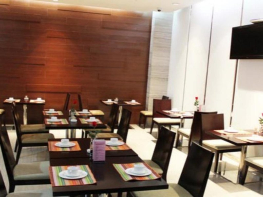 jinjiang metropolo zhenjiang railway station wanda plaza