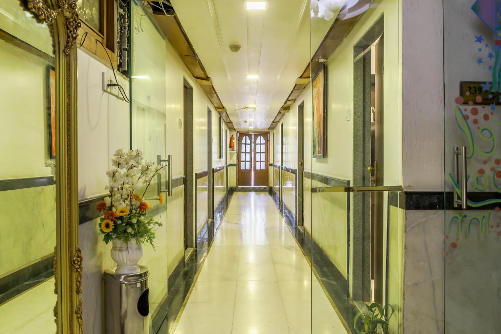 Vishal Hall,Kalyan West,2 star