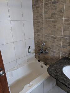 cubbon suites 10 minute walk to mg road mg road metro and church street