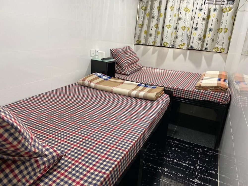 new day night hostel