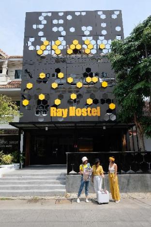 ray hostel by zuzu