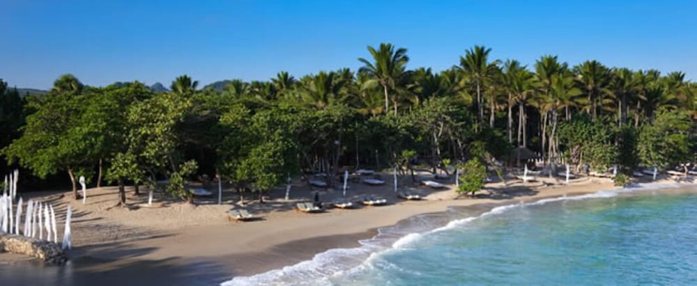 exotic beach vacation apartment with picuzzi