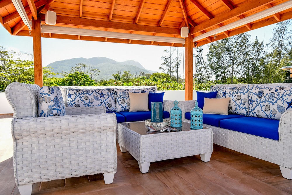 exotic beach vacation apartment with picuzzi