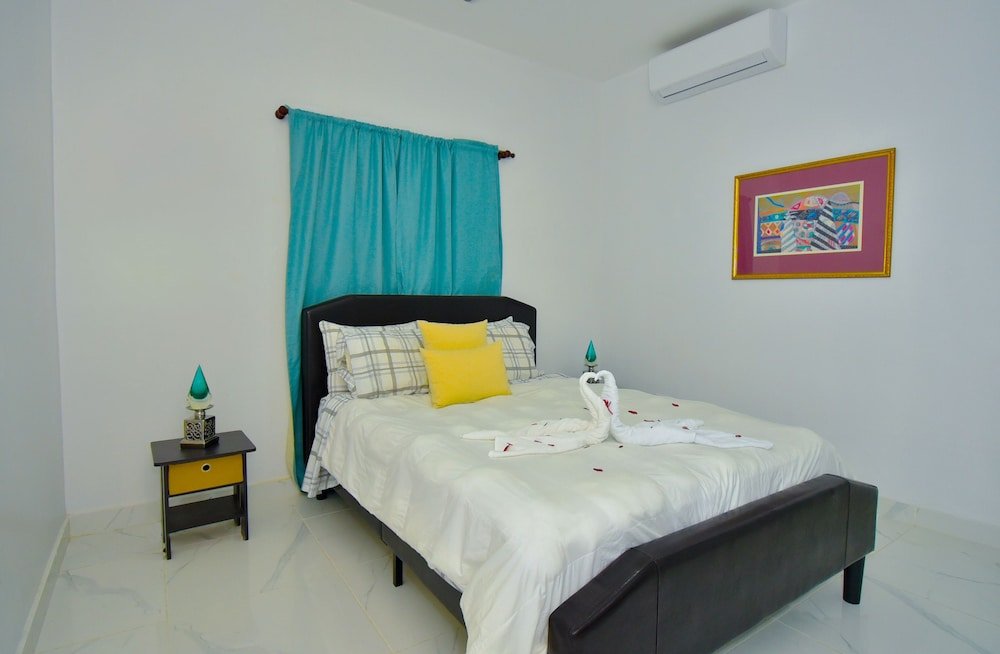 exotic beach vacation apartment with picuzzi