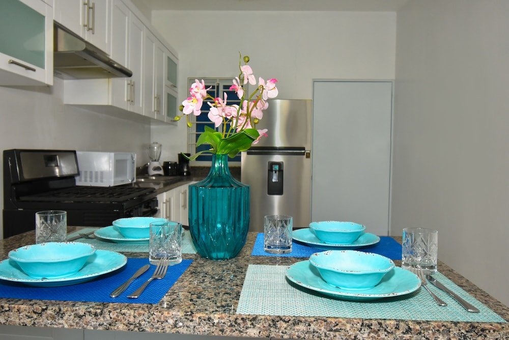 exotic beach vacation apartment with picuzzi