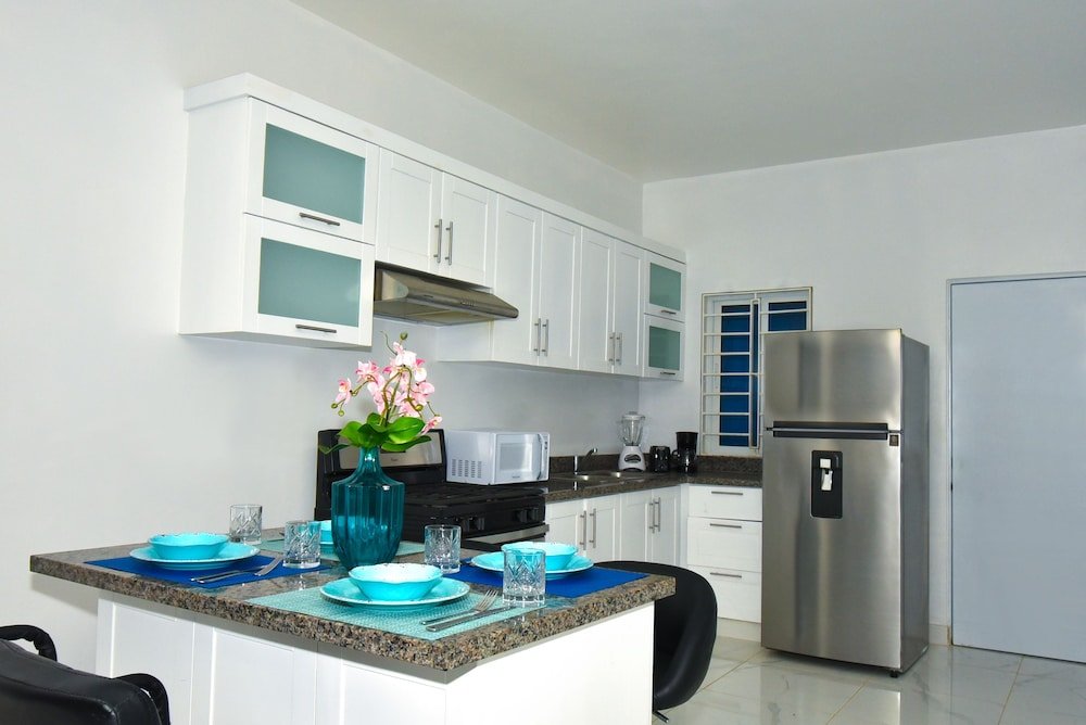 exotic beach vacation apartment with picuzzi