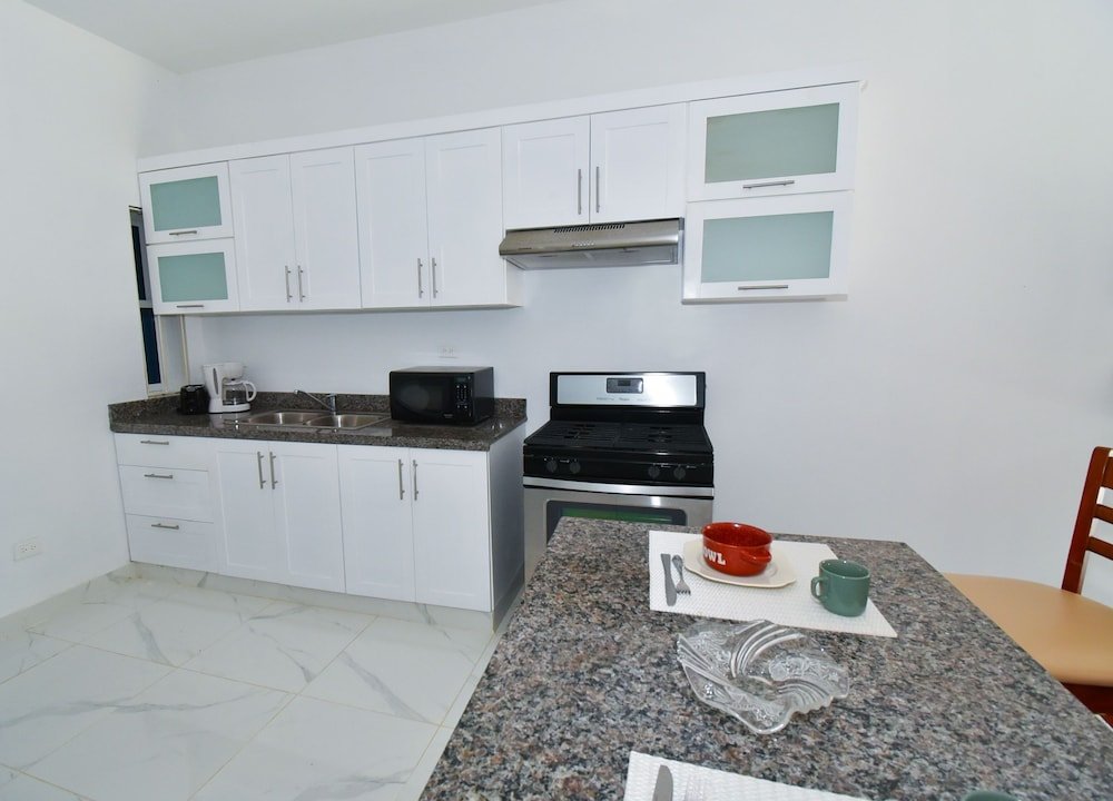 exotic beach vacation apartment with picuzzi