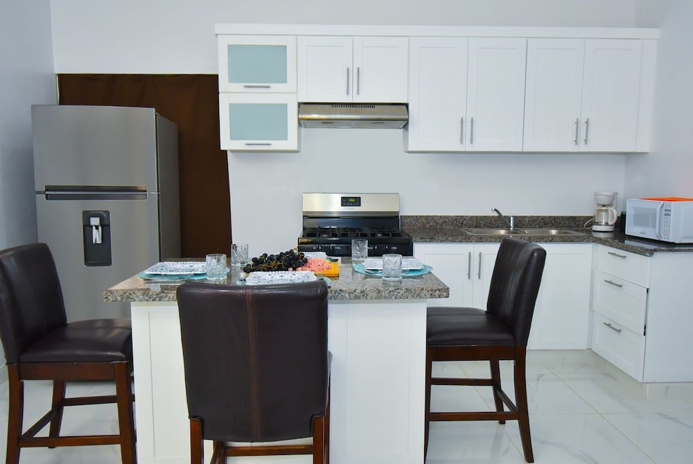 exotic beach vacation apartment with picuzzi