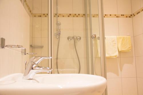 hotel restaurant zur neroburg