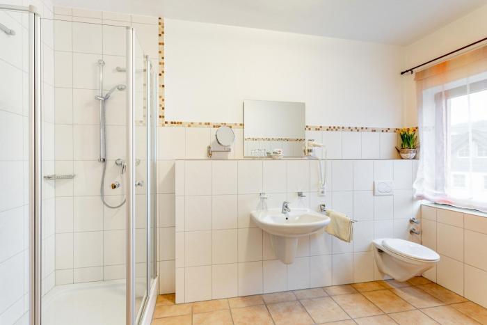 hotel restaurant zur neroburg