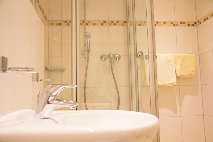 hotel restaurant zur neroburg