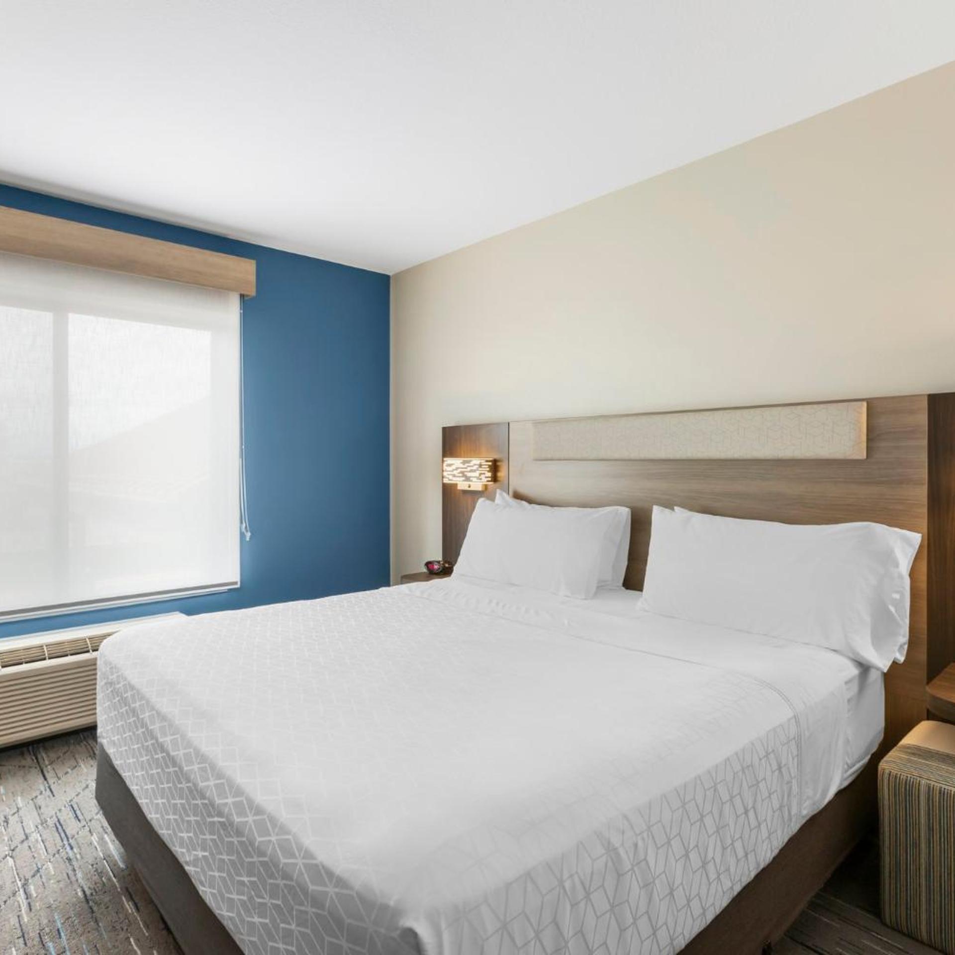 holiday inn express hotel and suites belgrade by ihg