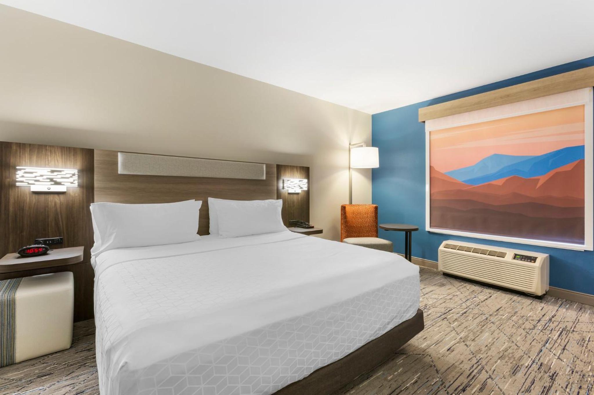 holiday inn express hotel and suites belgrade by ihg