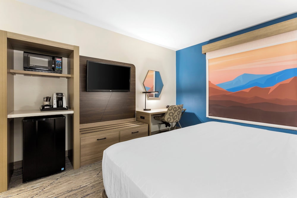 holiday inn express hotel and suites belgrade by ihg