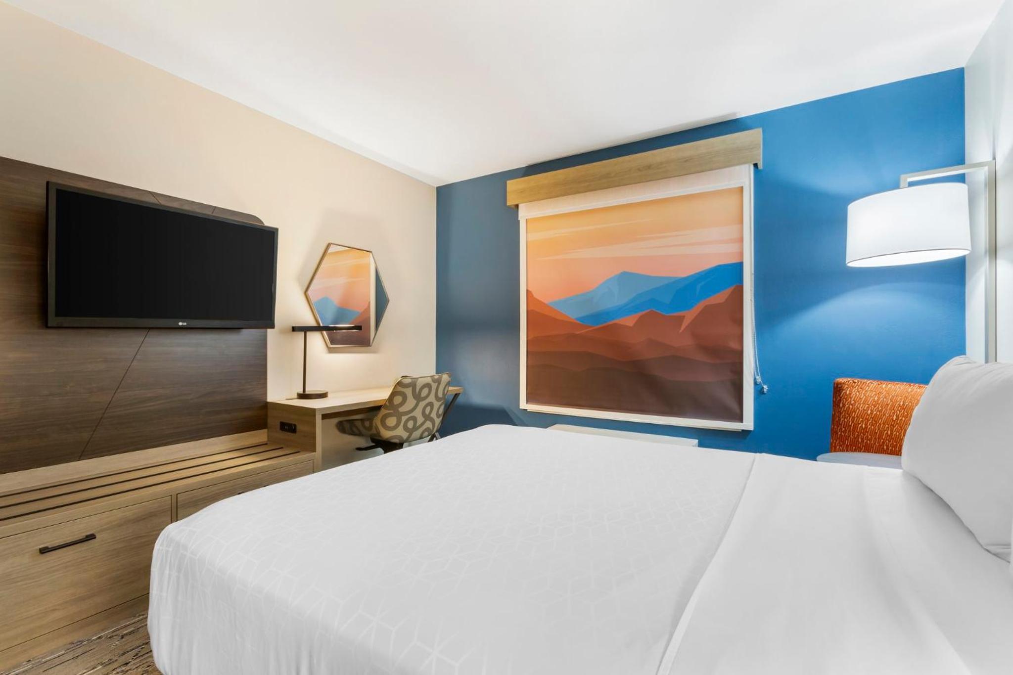 holiday inn express hotel and suites belgrade by ihg