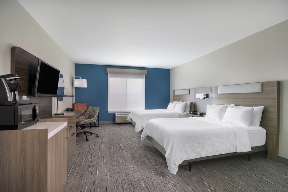 holiday inn express hotel and suites belgrade by ihg