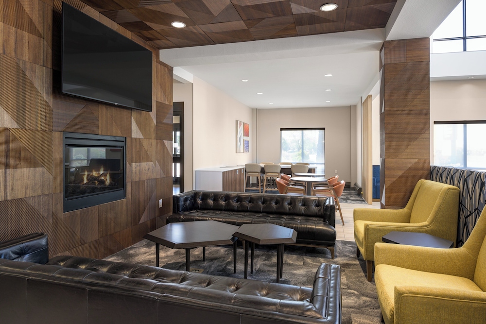 holiday inn express hotel and suites belgrade by ihg