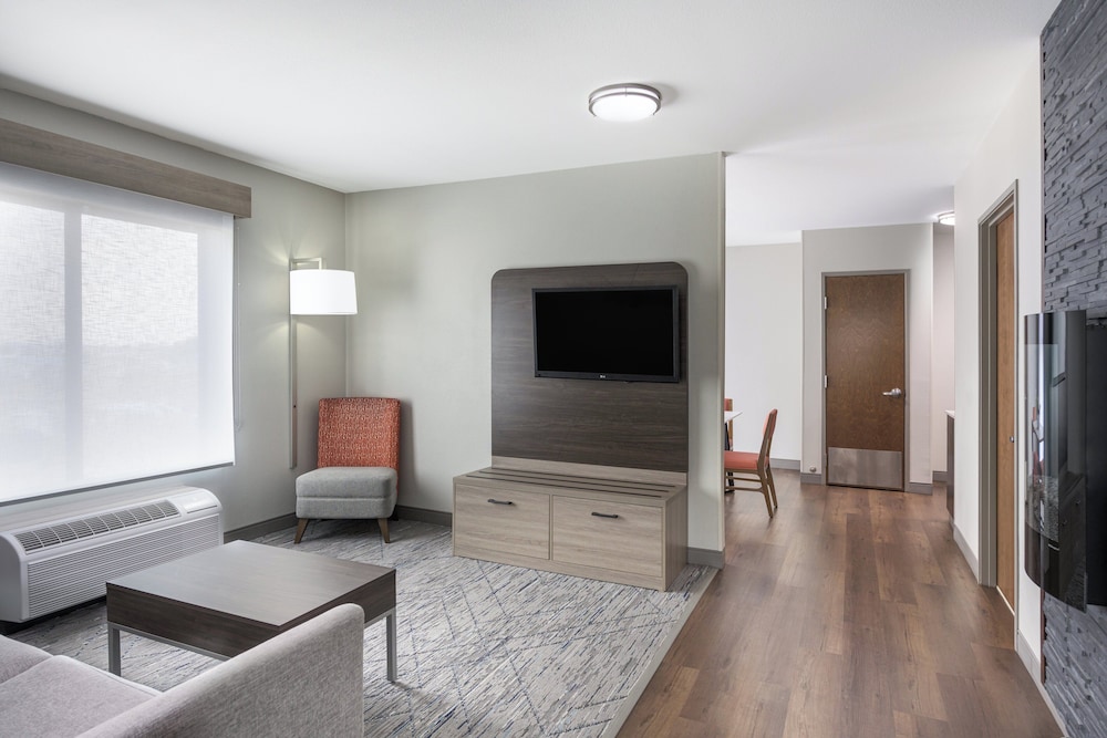 holiday inn express hotel and suites belgrade by ihg