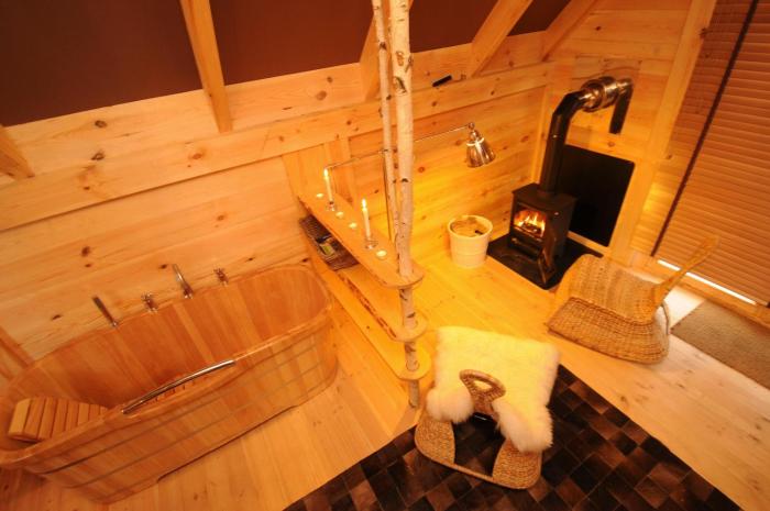 cabane lodge domaine du lac chambon