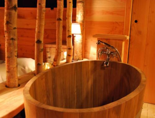 cabane lodge domaine du lac chambon