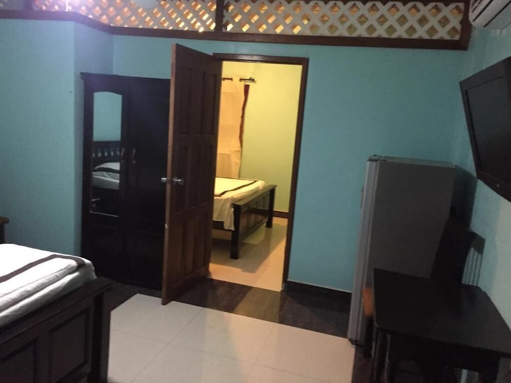 hotel hop and cart rental ltd