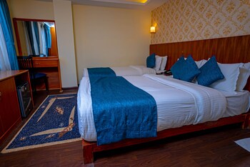 satkar hotel and spa