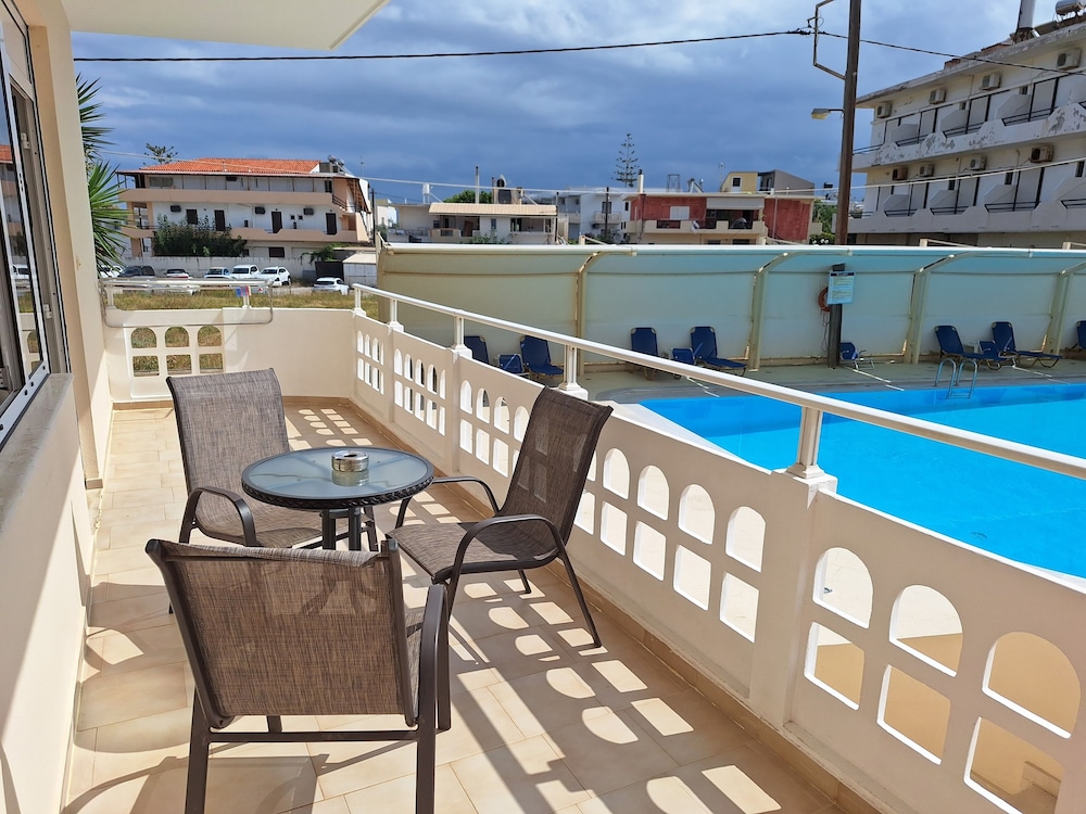 perla beach