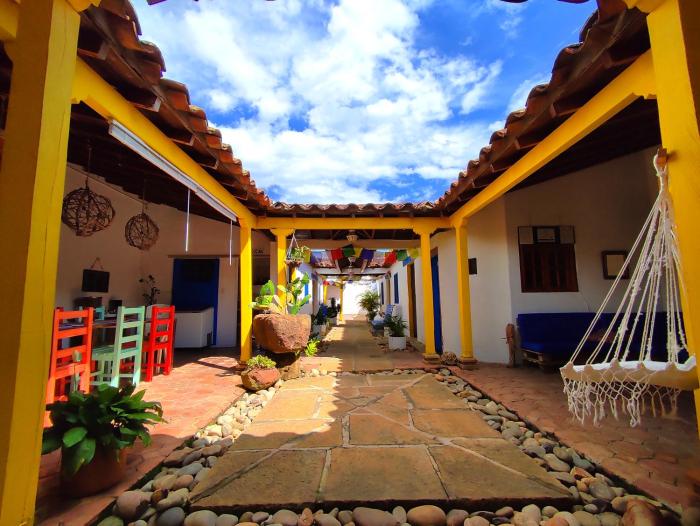 hostal trip monkey barichara hostel