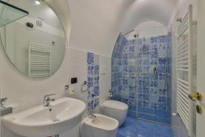 della monica rooms