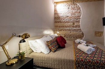 verona romana apartments