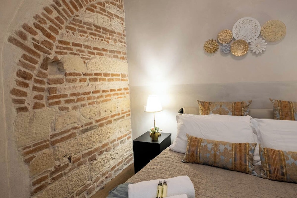 verona romana apartments