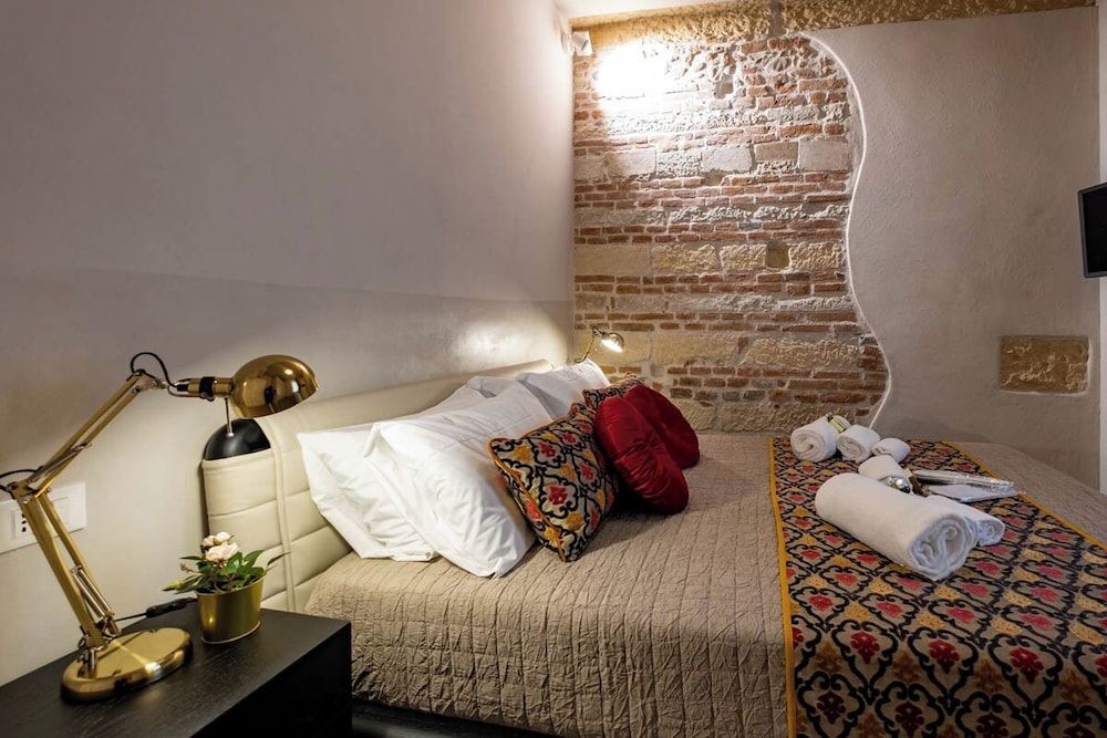 verona romana apartments