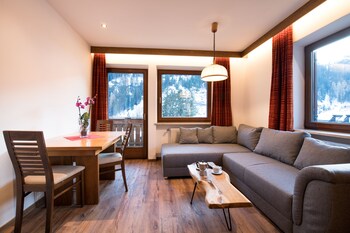 aparthotel la tambra