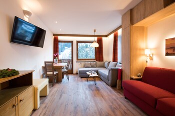 aparthotel la tambra