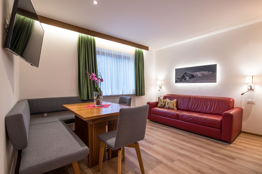 aparthotel la tambra