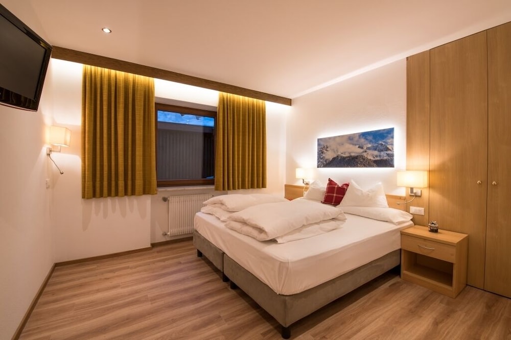 aparthotel la tambra