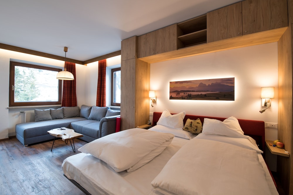 aparthotel la tambra