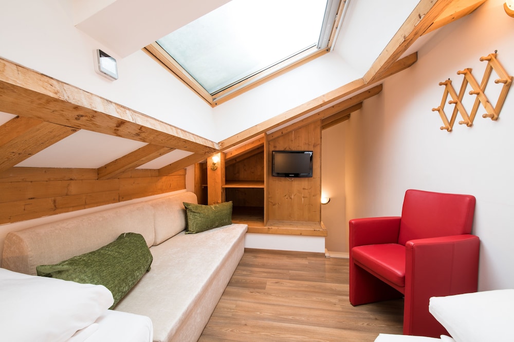 aparthotel la tambra