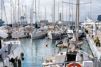 porto antico and aquarium flat