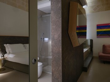 euvodia luxury rooms