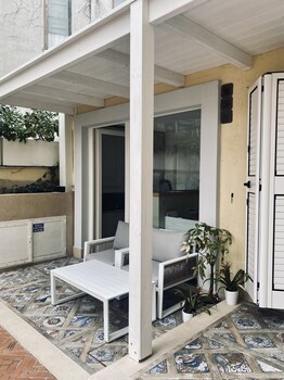 euvodia luxury rooms