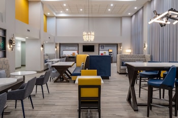 Hampton Inn & Suites Agoura Hills,Los Angeles>>Agoura Hills,3 star