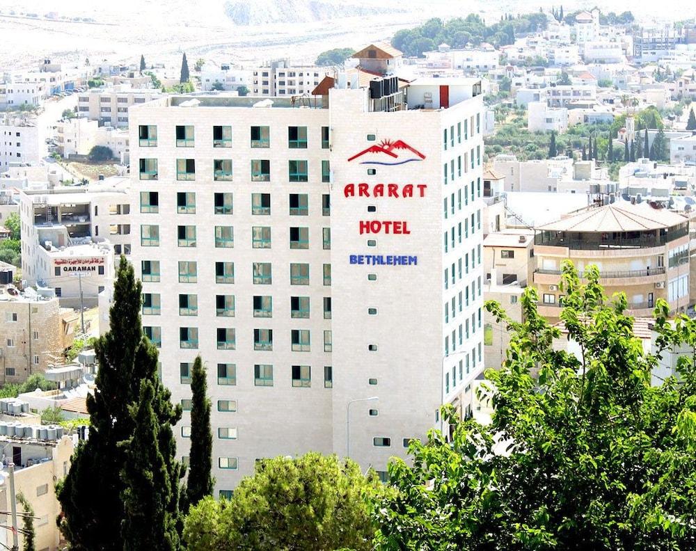 ararat hotel