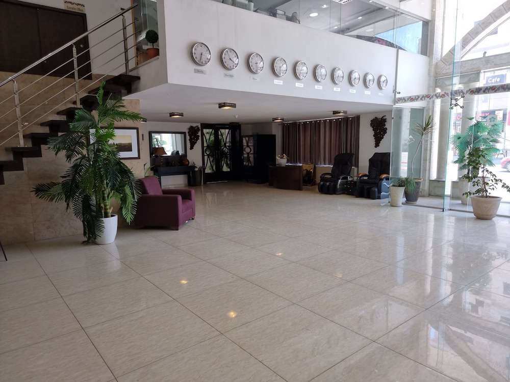 ararat hotel