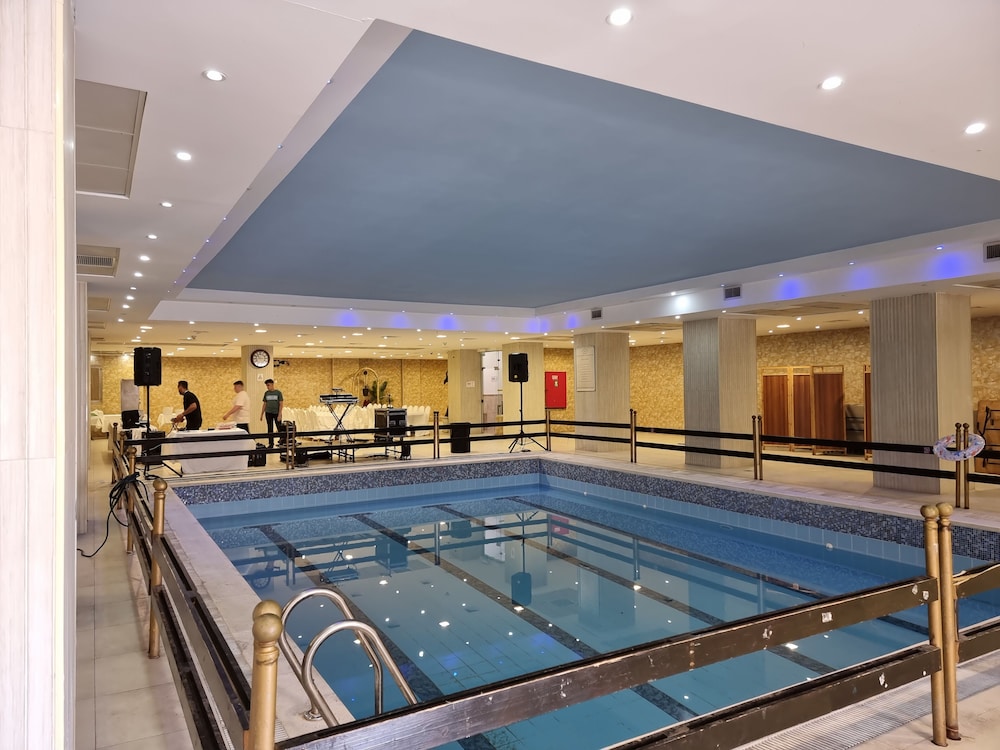 ararat hotel