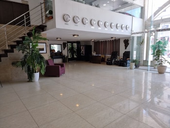 ararat hotel