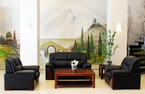 ararat hotel